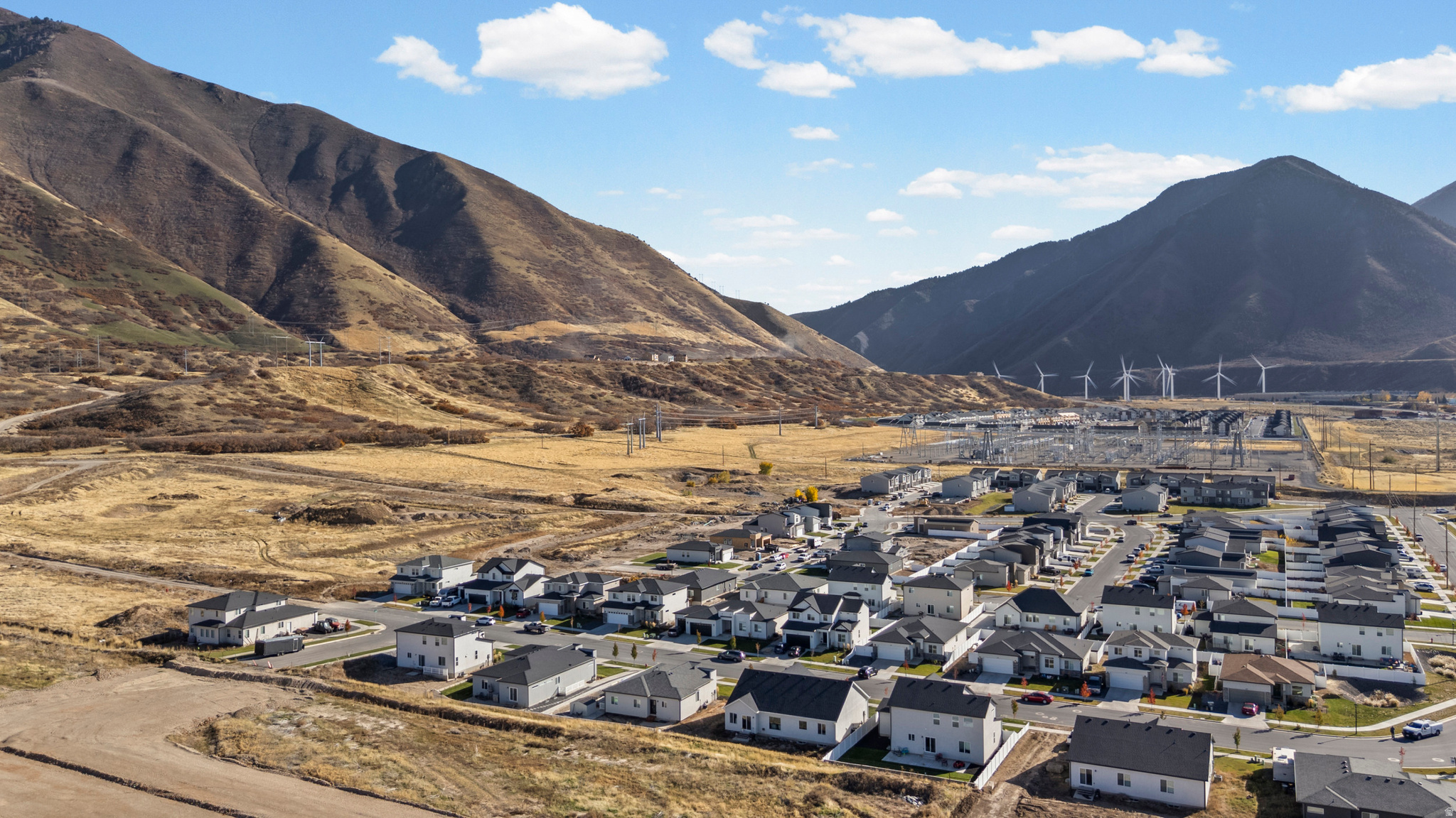 MAPLETON VILLAGE - Residential