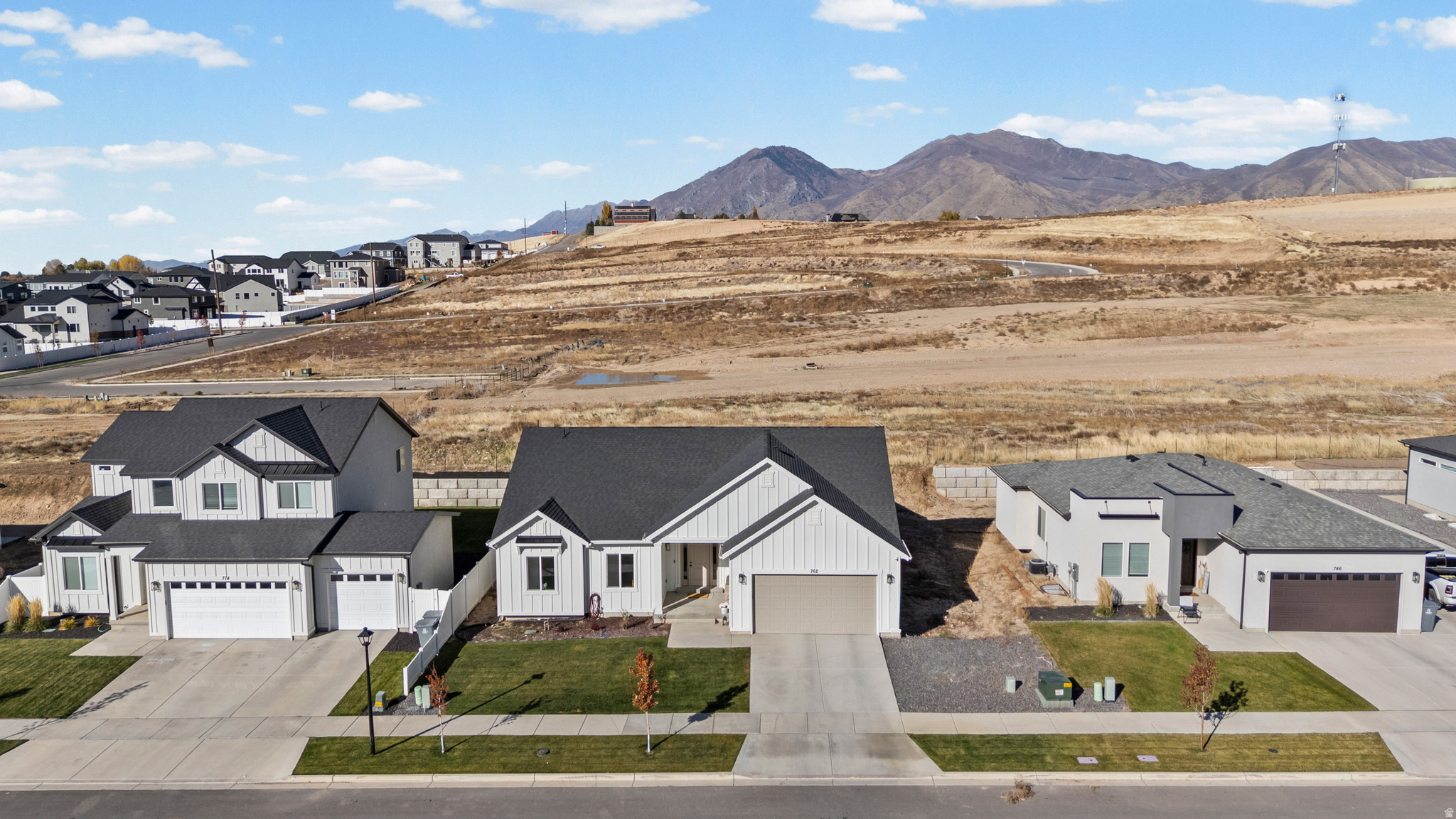 MAPLETON VILLAGE - Residential