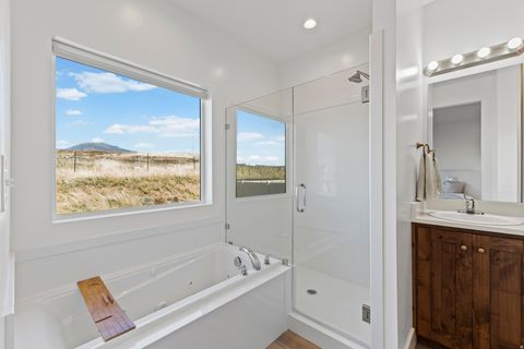 Tiny photo for 762 W POWDERWOOD LN, Mapleton, UT 84664 (MLS # 2121104)