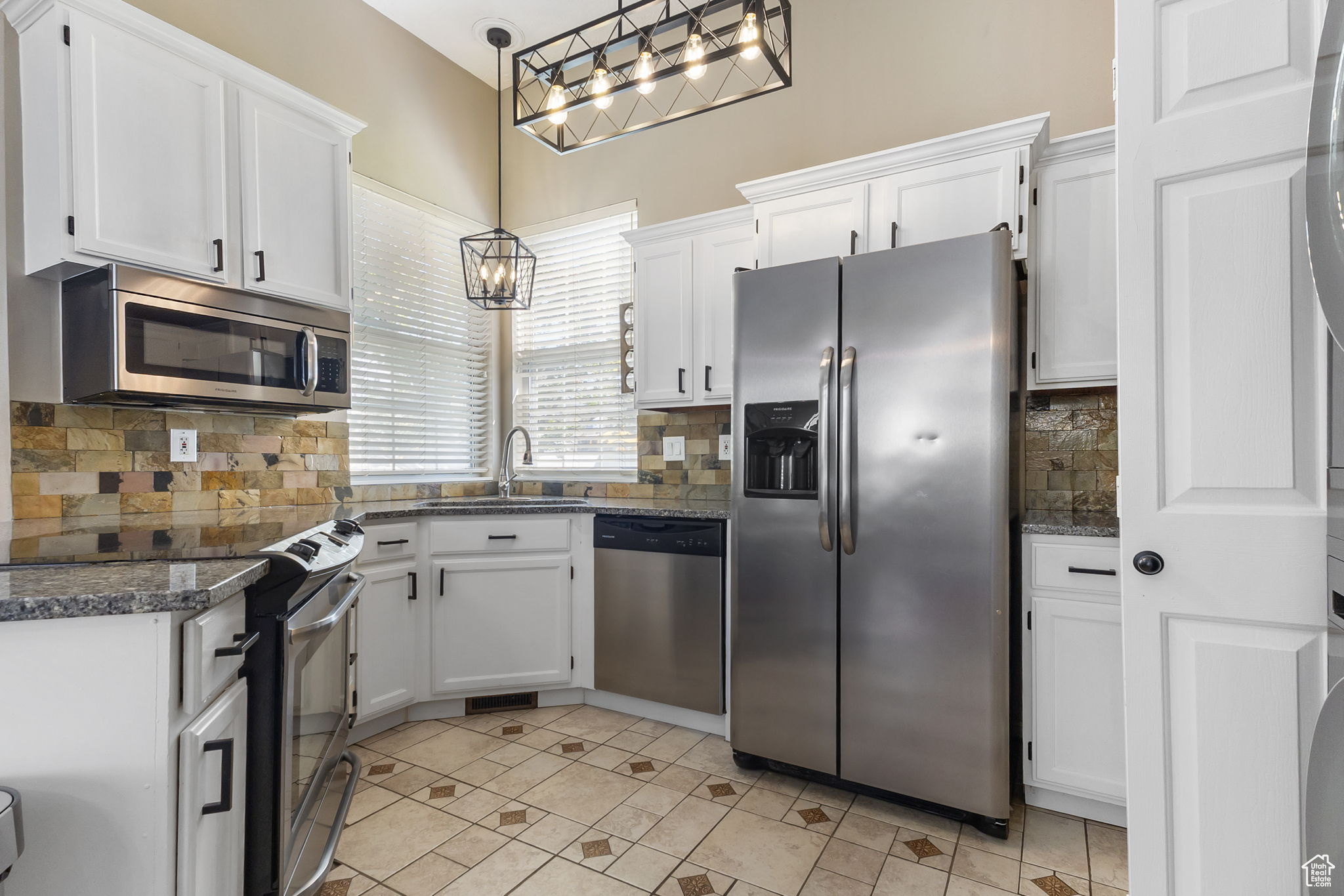 CHESTNUT PLACE CONDMN - Residential