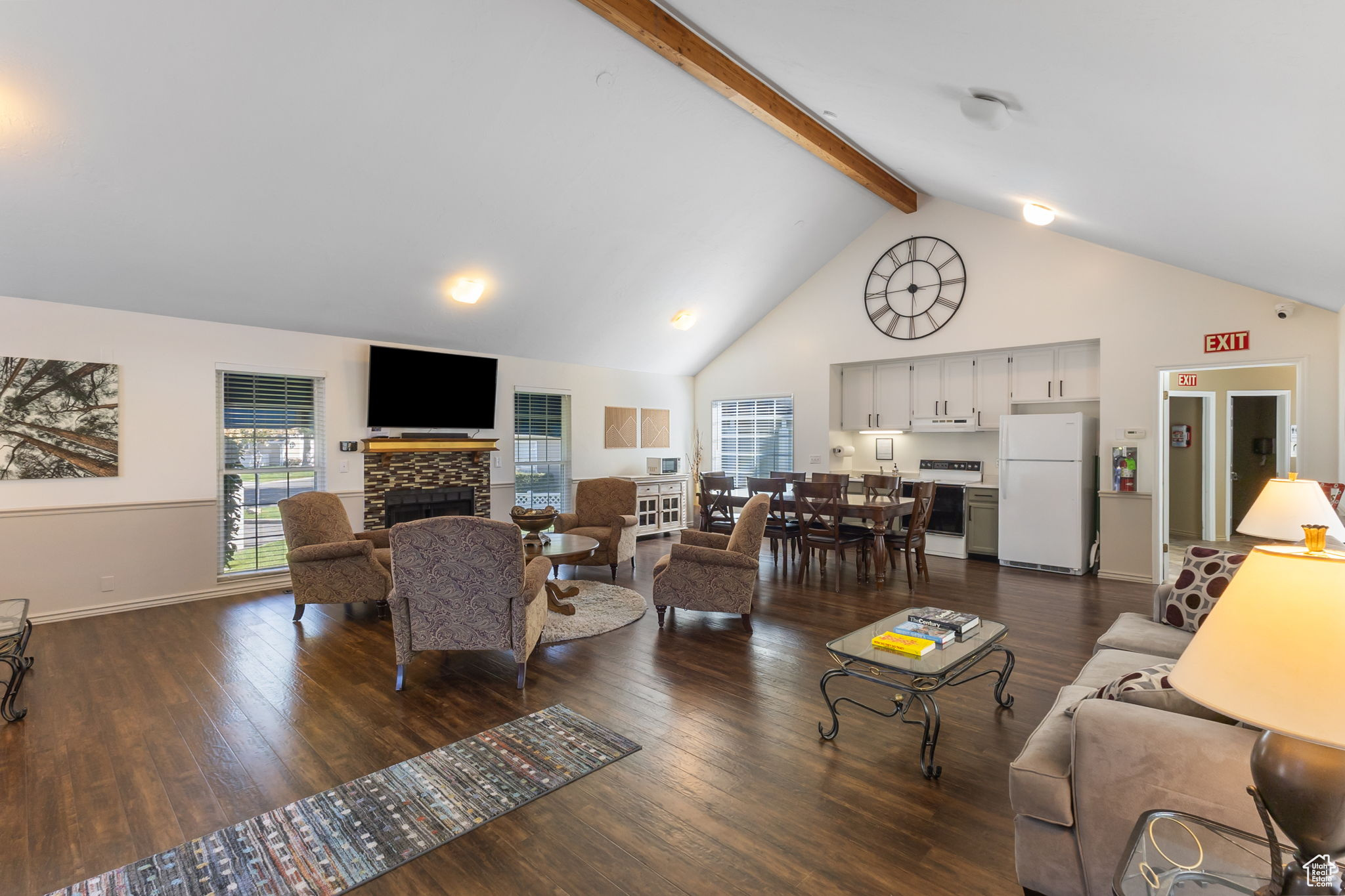 CHESTNUT PLACE CONDMN - Residential