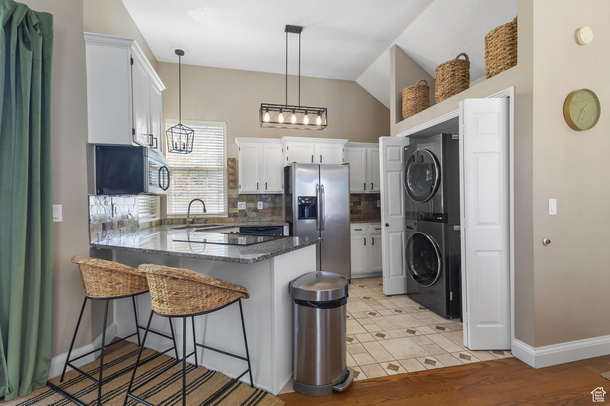 CHESTNUT PLACE CONDMN - Residential