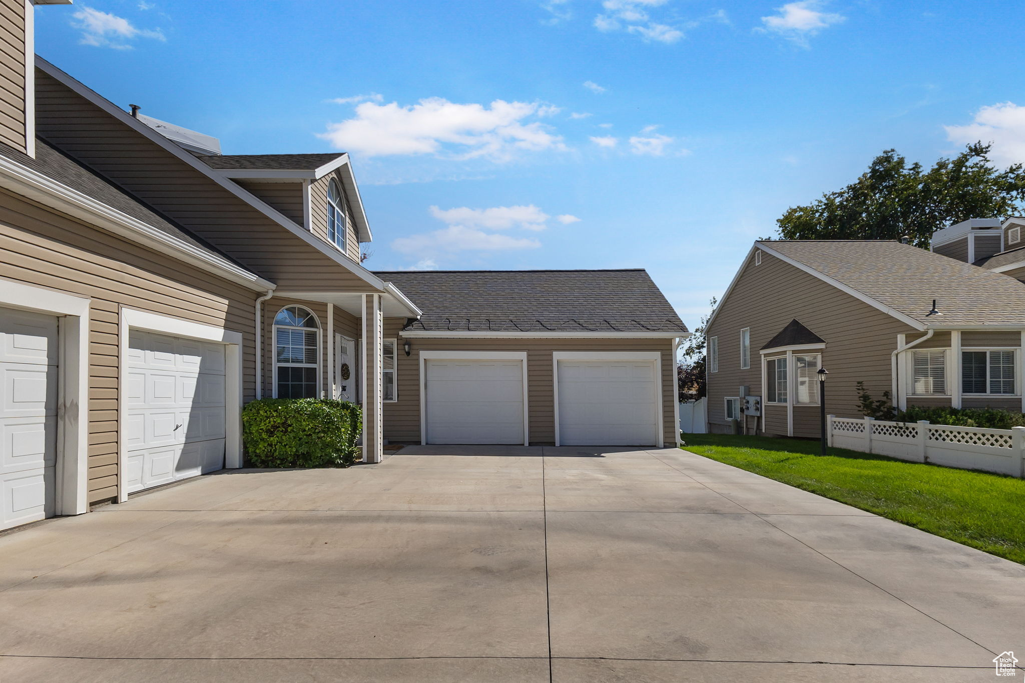 CHESTNUT PLACE CONDMN - Residential