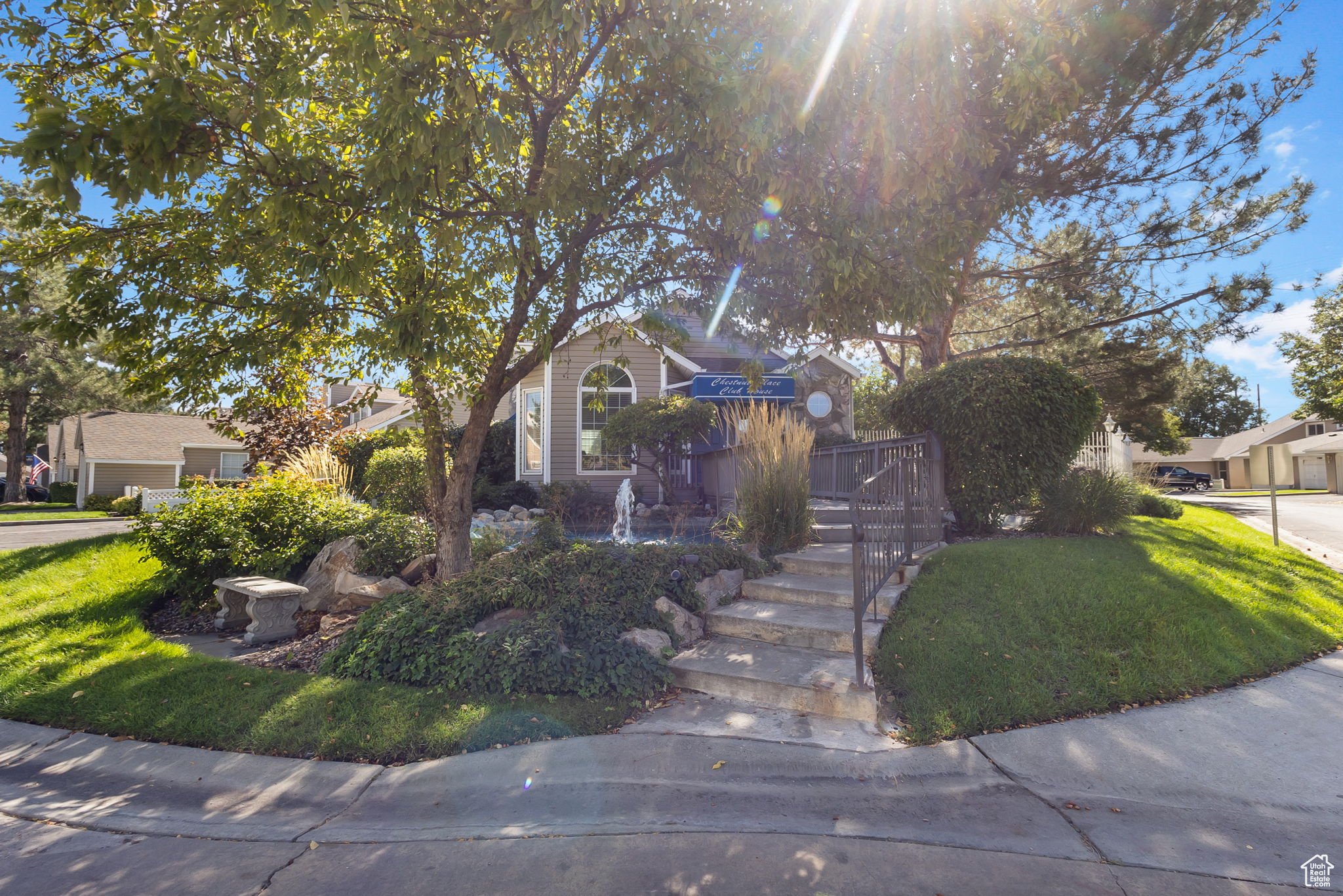CHESTNUT PLACE CONDMN - Residential