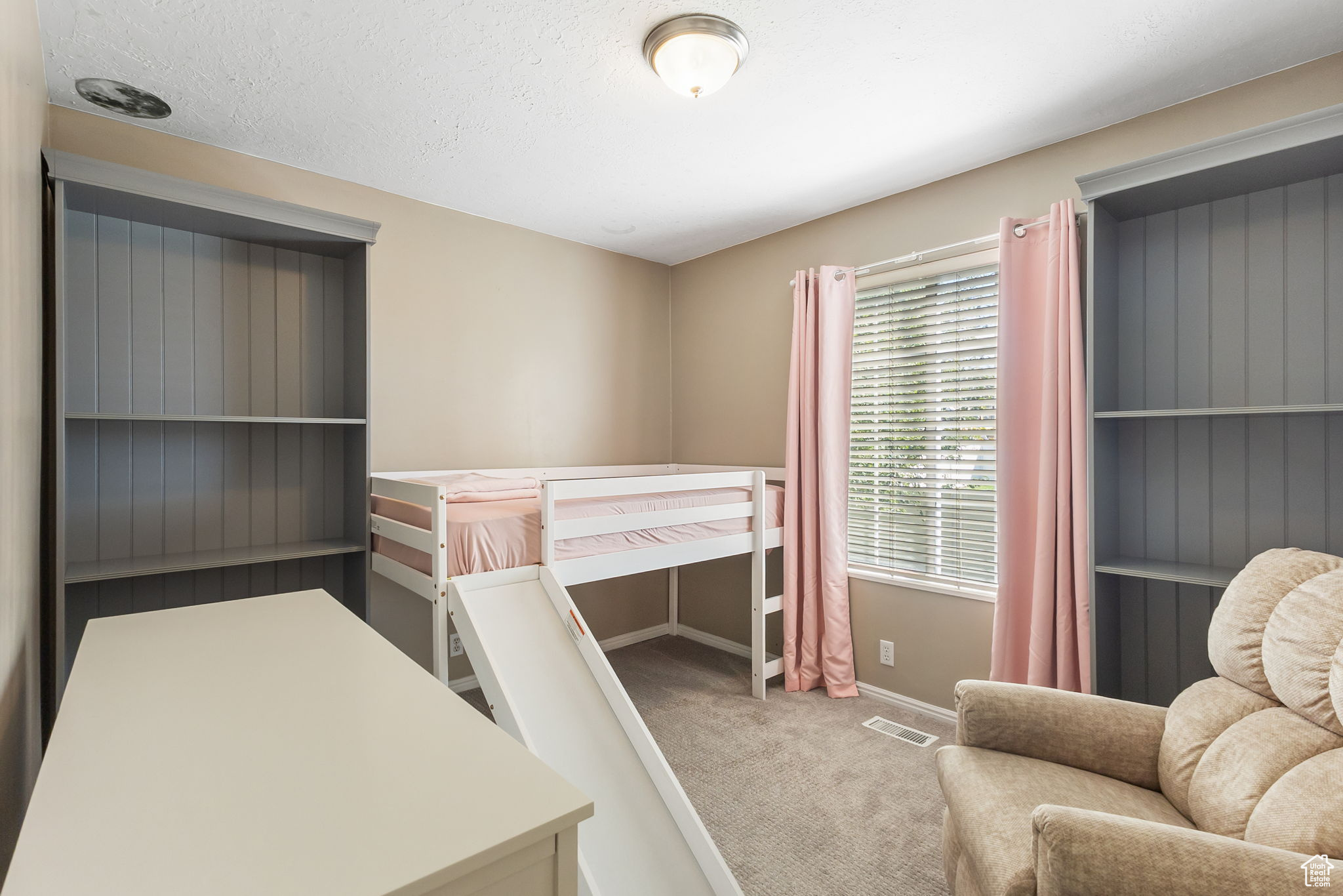 CHESTNUT PLACE CONDMN - Residential