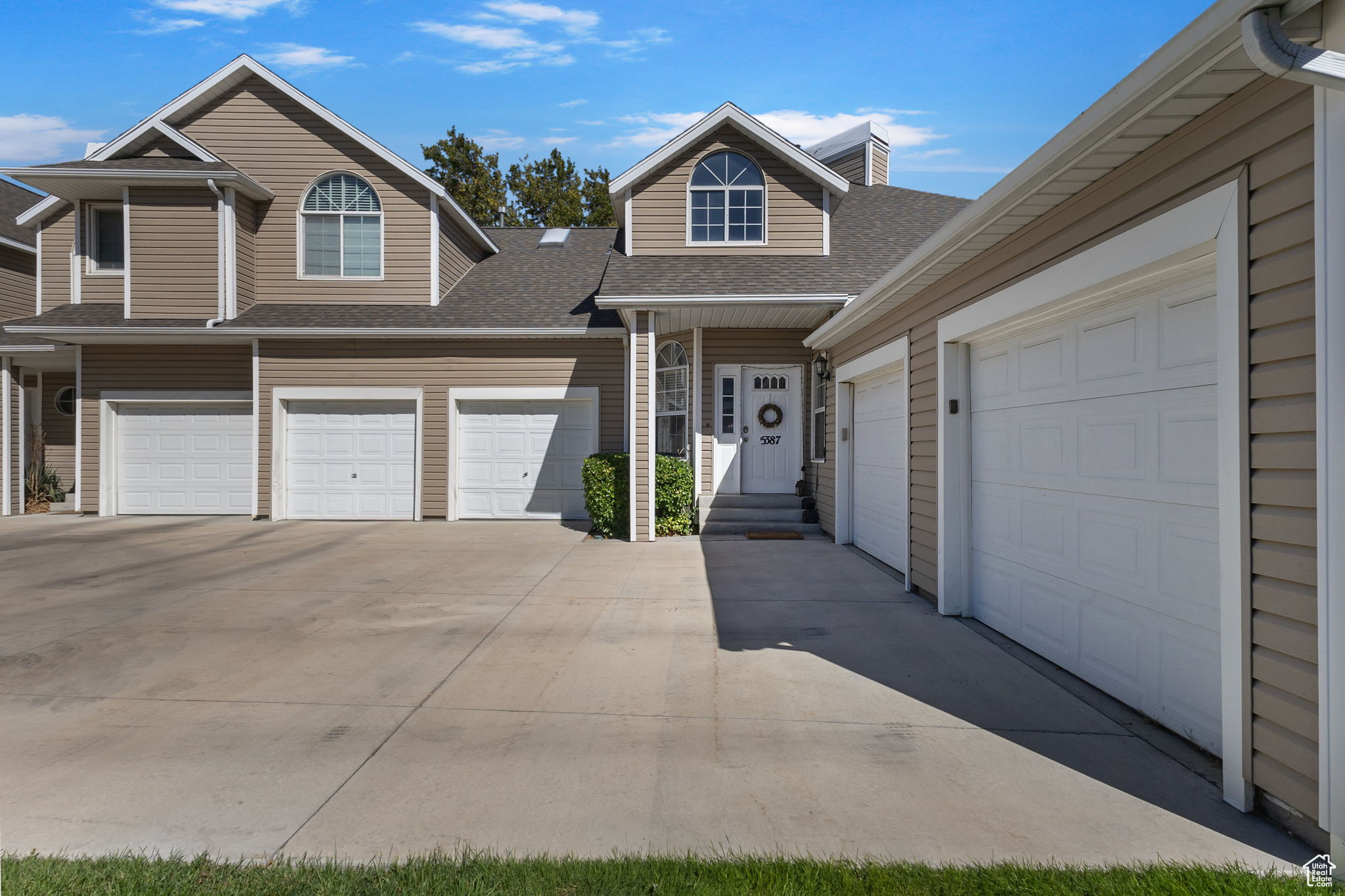 CHESTNUT PLACE CONDMN - Residential