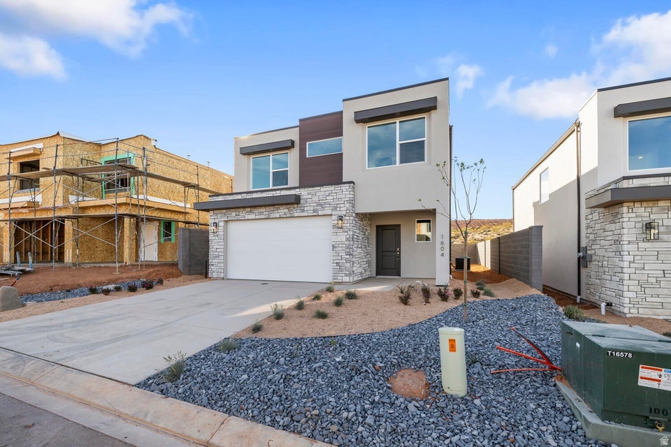 Photo of 1966 S QUEENS GARDEN DR #4268, Washington, UT 84780 (MLS # 2186010)