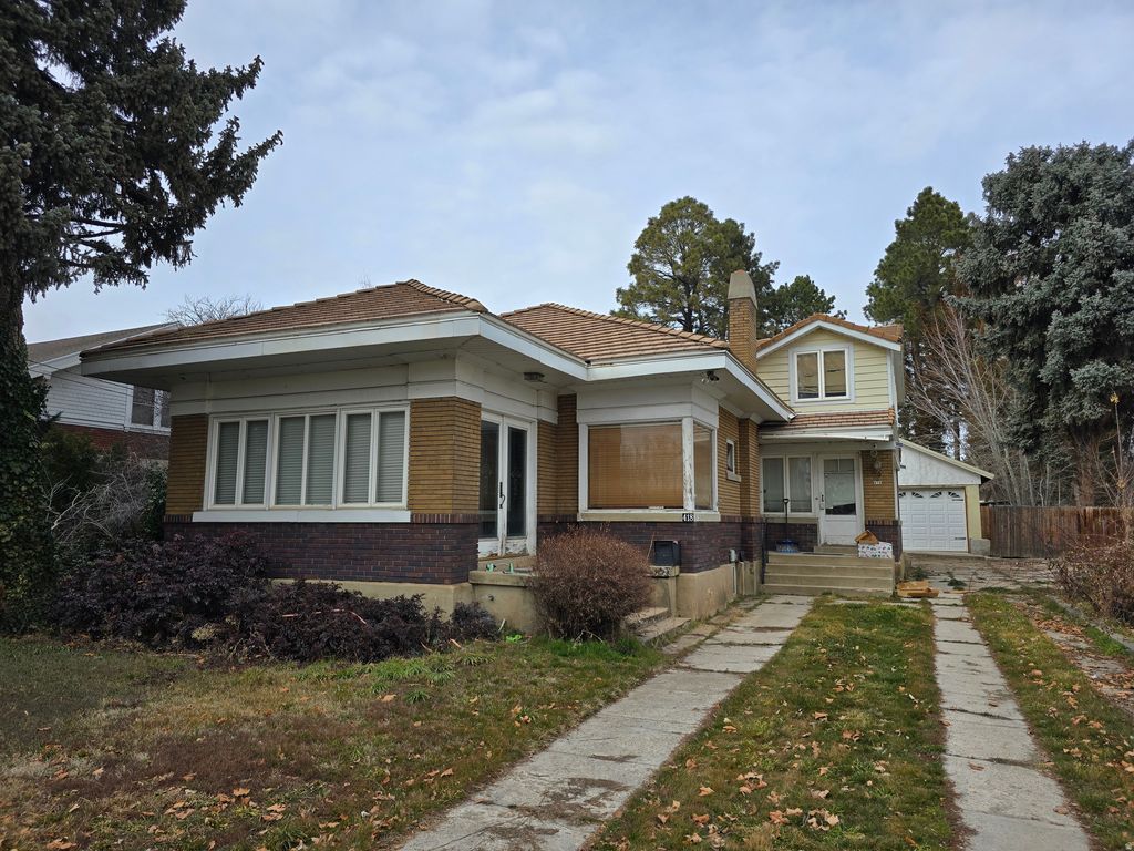 Photo of 418 W GENTILE ST, Layton, UT 84041 (MLS # 2136924)