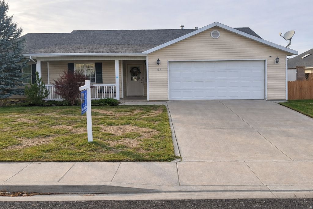 Photo of 137 N 4125 W, Cedar City, UT 84720 (MLS # 2131229)