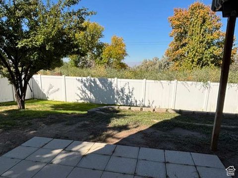 Tiny photo for 2444 S ELDORADO DR, Springville, UT 84663 (MLS # 2119535)