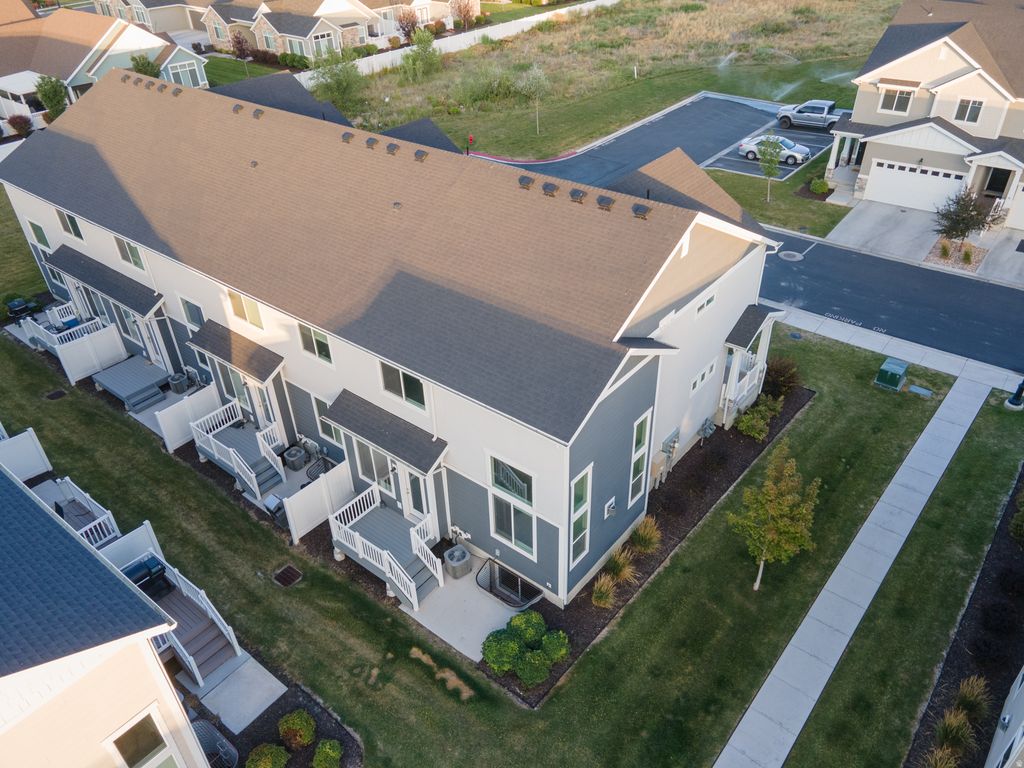 Photo of 266 W 490 N, Vineyard, UT 84059 (MLS # 2170592)