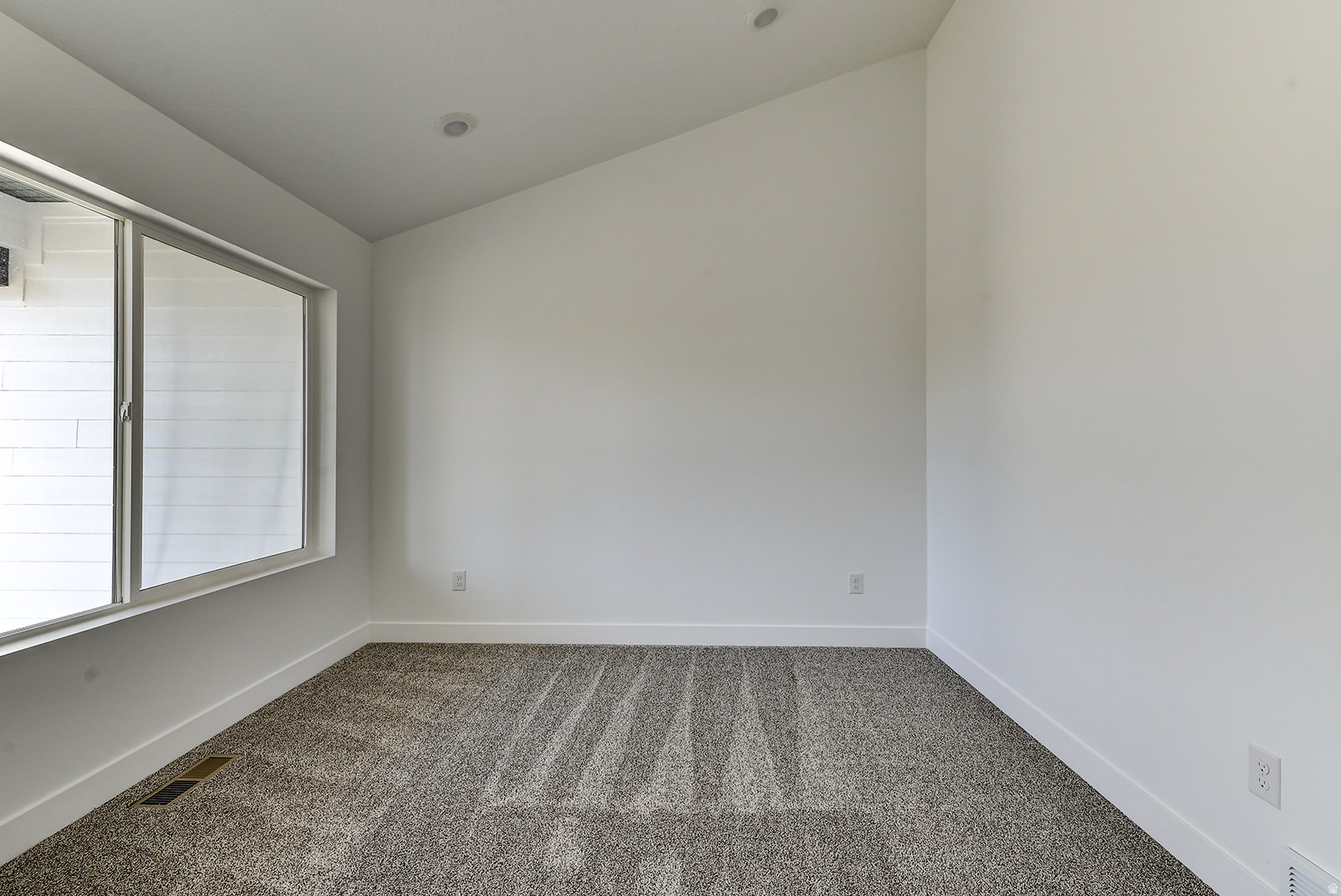 HERITAGE FARMS - Residential