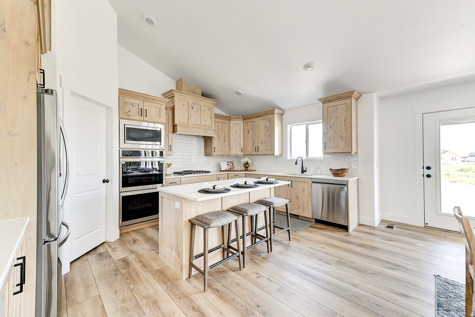 HERITAGE FARMS - Residential