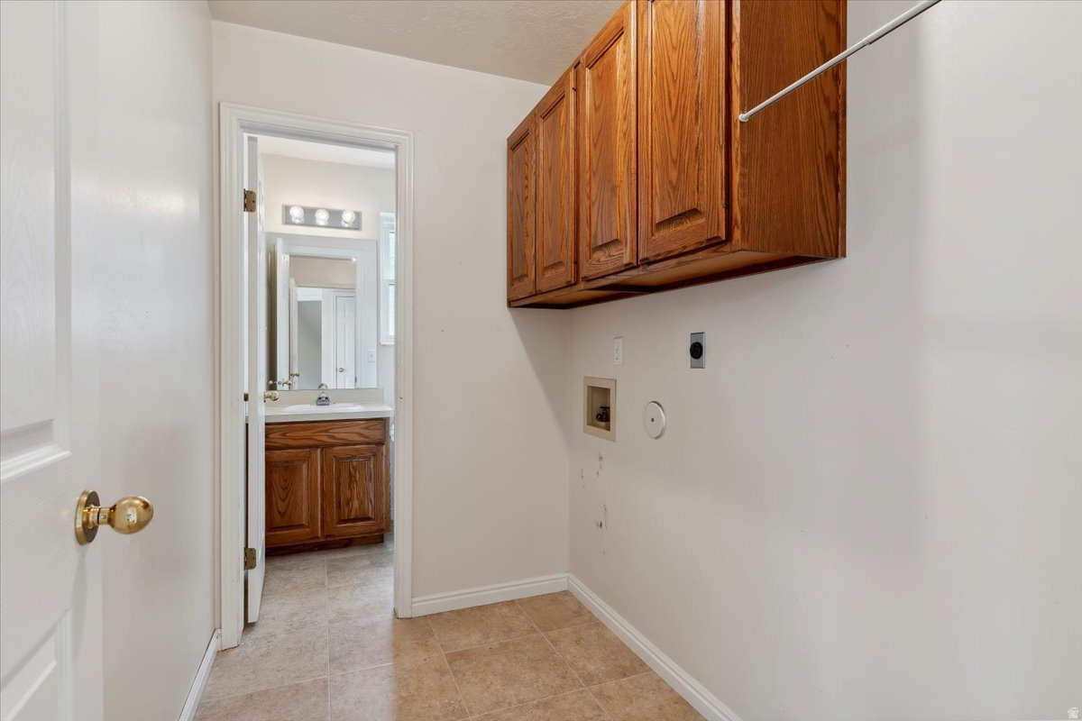 LAKEVIEW HEIGHTS - Residential