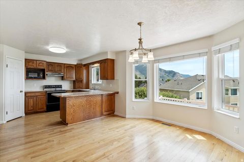 Tiny photo for 497 E 3525 N, North Ogden, UT 84414 (MLS # 2120795)