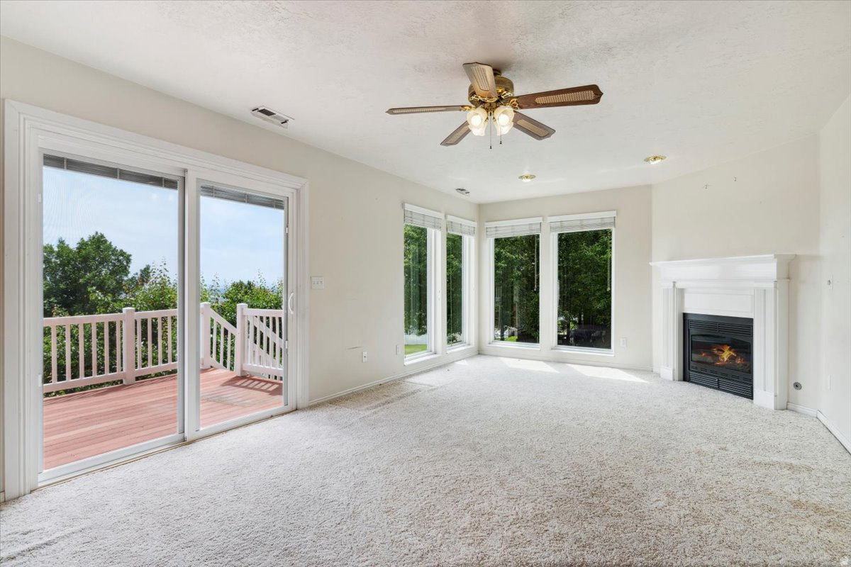 LAKEVIEW HEIGHTS - Residential