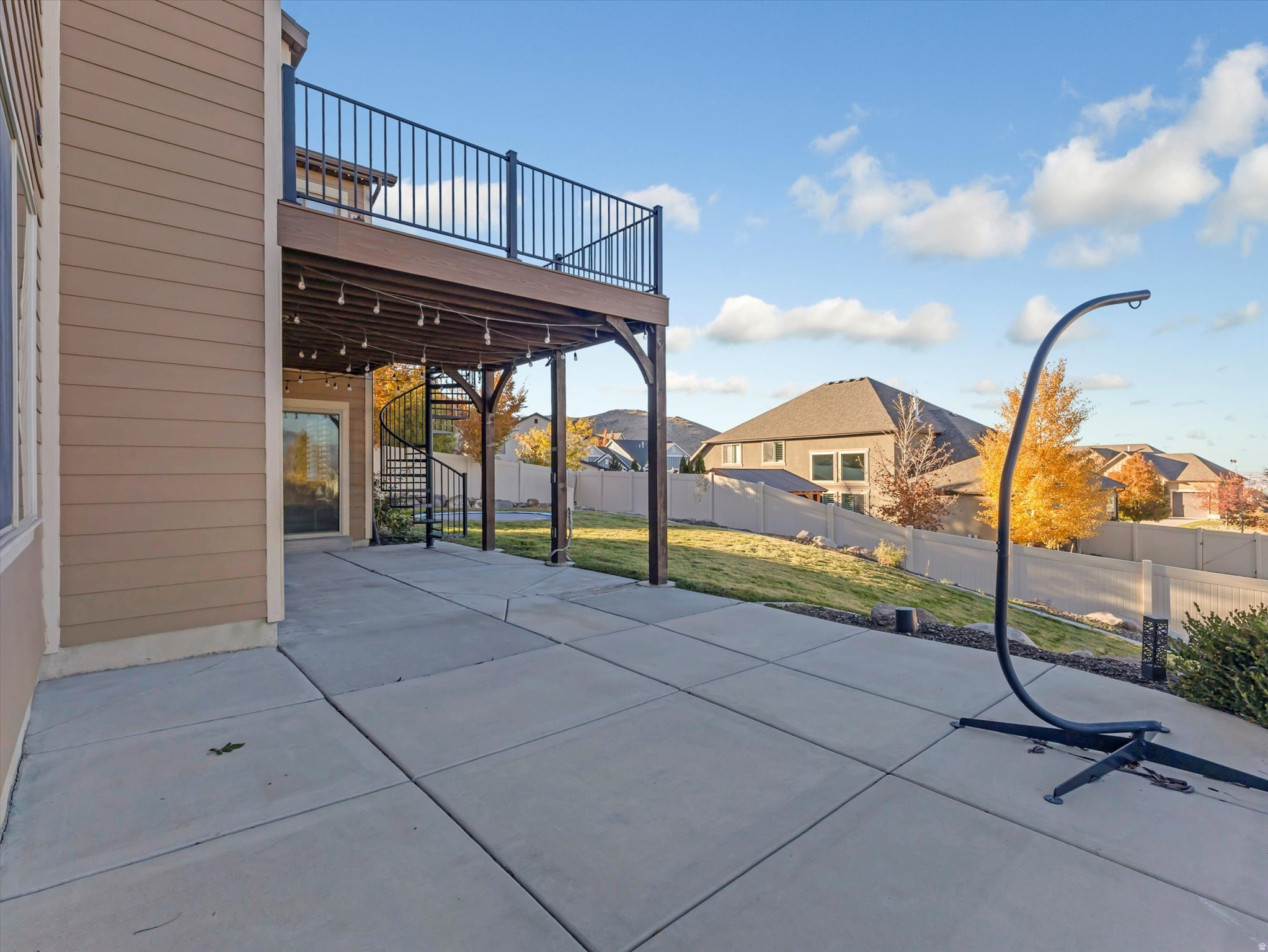 LOOKOUT RIDGE - Residential