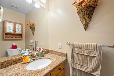 Tiny photo for 1463 N 1250 W, Clinton, UT 84015 (MLS # 2119849)