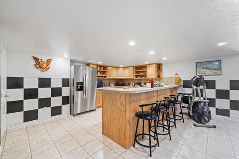 Tiny photo for 1463 N 1250 W, Clinton, UT 84015 (MLS # 2119849)