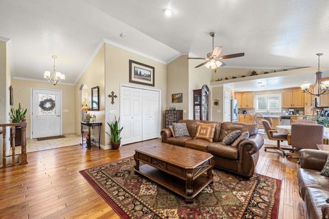 Tiny photo for 1463 N 1250 W, Clinton, UT 84015 (MLS # 2119849)