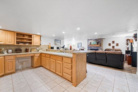 Tiny photo for 1463 N 1250 W, Clinton, UT 84015 (MLS # 2119849)