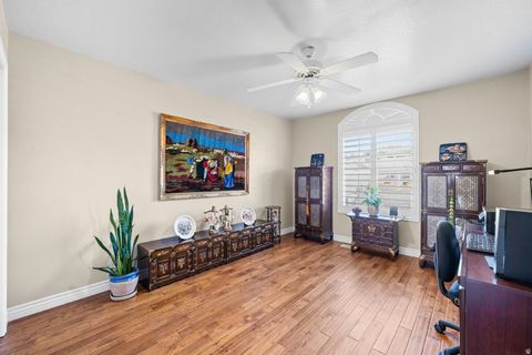 Tiny photo for 1463 N 1250 W, Clinton, UT 84015 (MLS # 2119849)