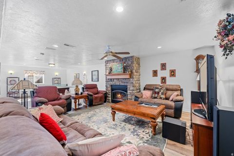 Tiny photo for 1463 N 1250 W, Clinton, UT 84015 (MLS # 2119849)