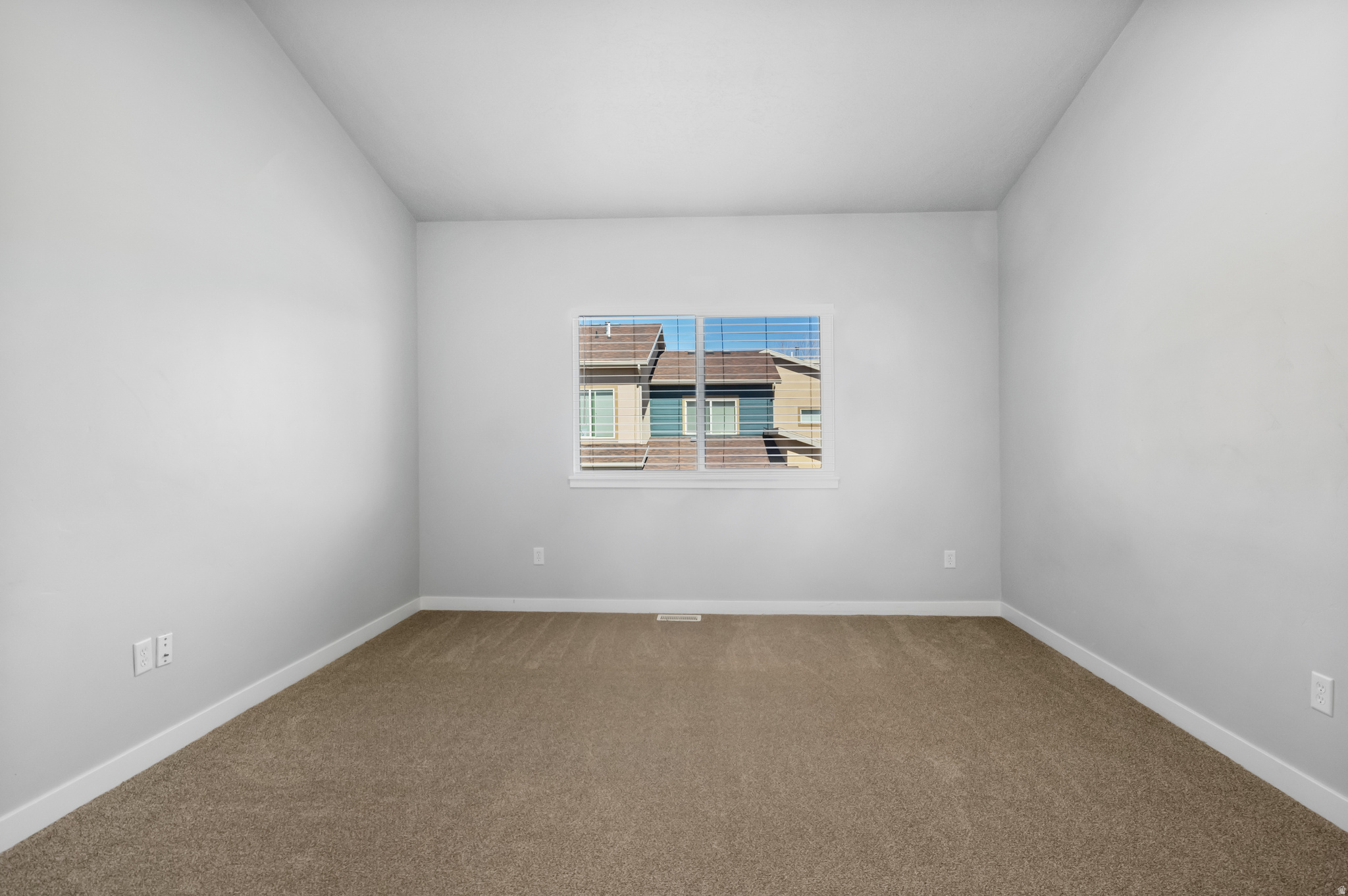 SUMMERLANE AT THE DISTRICT - Residential