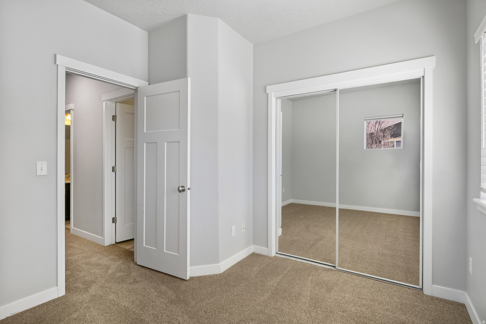 SUMMERLANE AT THE DISTRICT - Residential