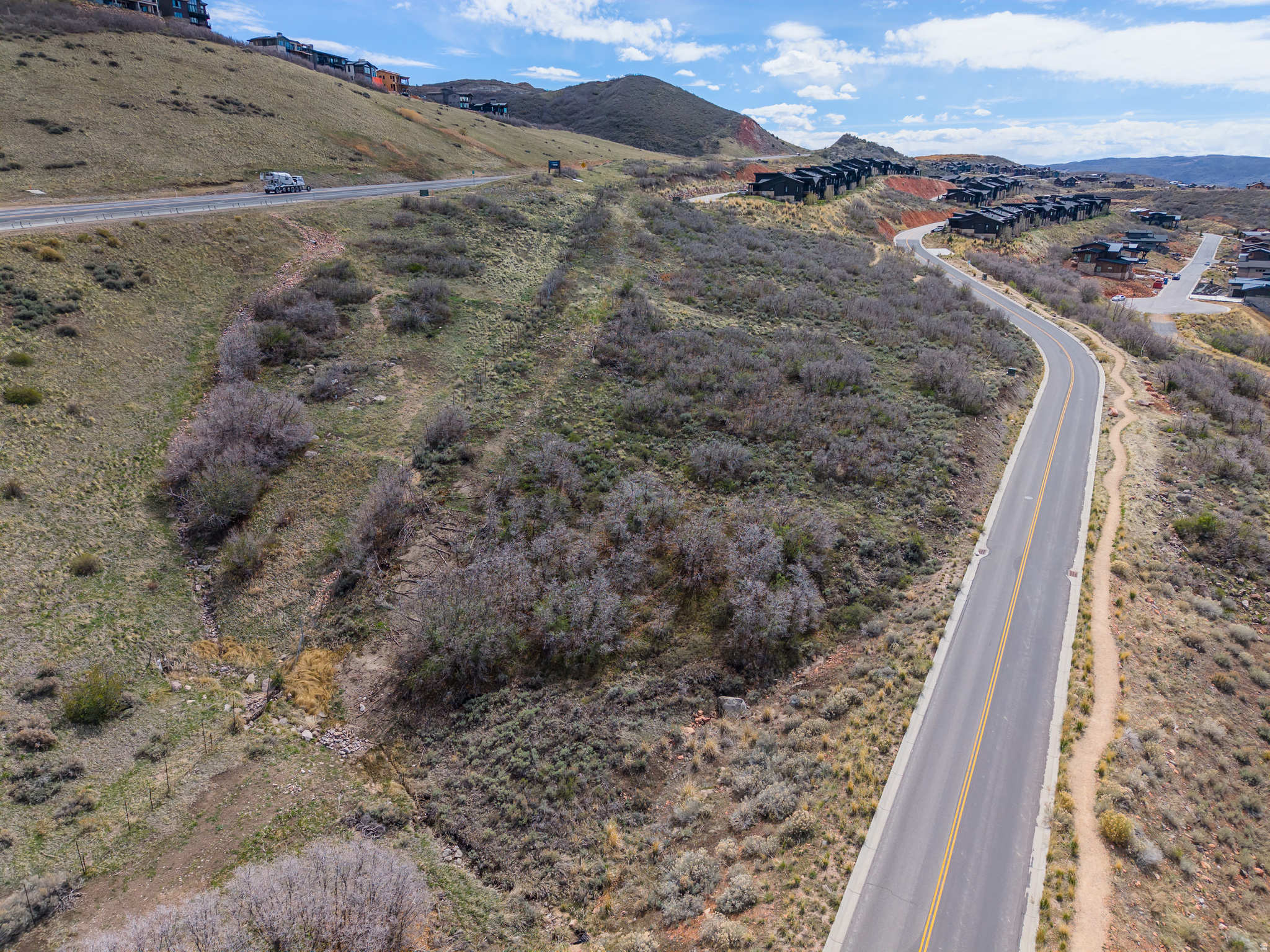 HIDEOUT CANYON - Land