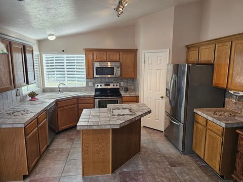 Tiny photo for 413 COUNTRY DR, Stansbury Park, UT 84074 (MLS # 2158522)