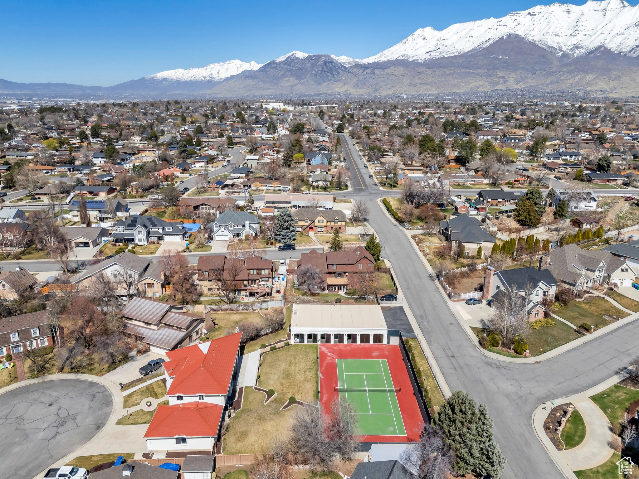 COLLEGE HEIGHTS - Residential