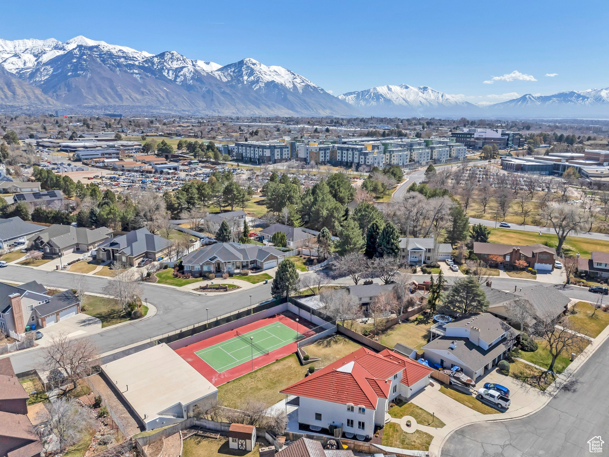 COLLEGE HEIGHTS - Residential