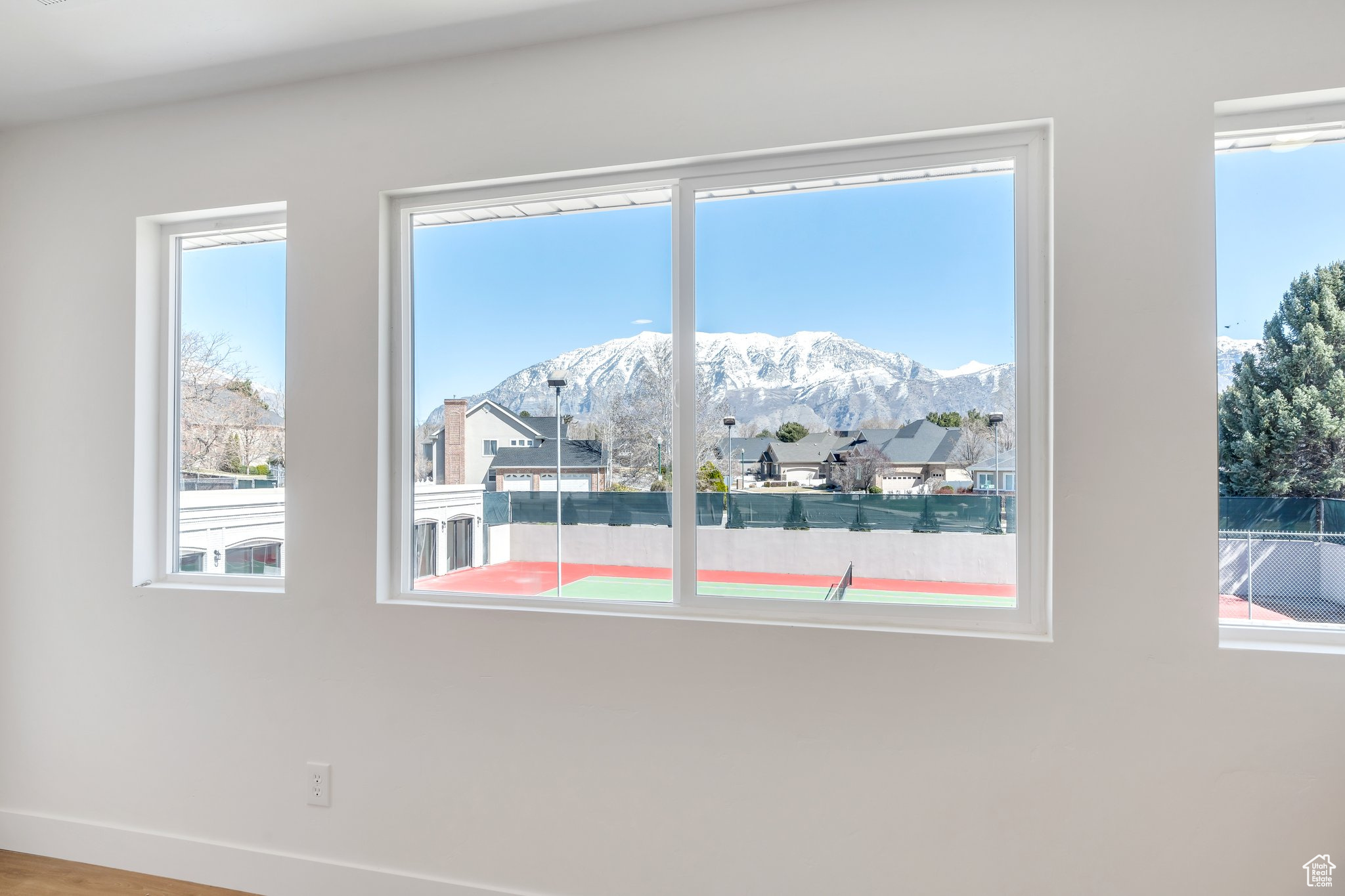 COLLEGE HEIGHTS - Residential