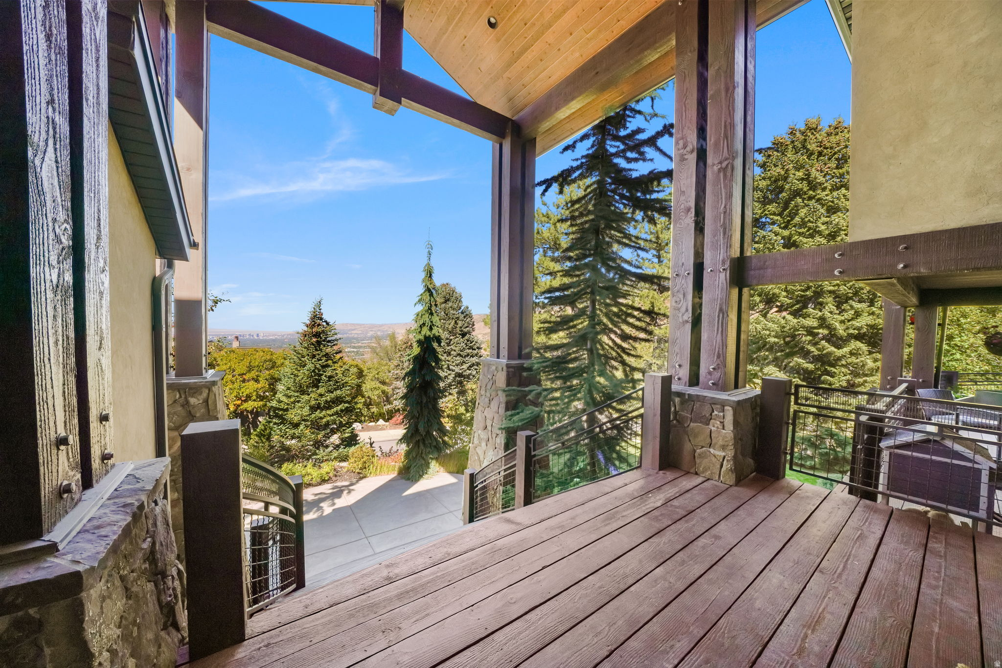 MT. OLYMPUS COVE - Residential