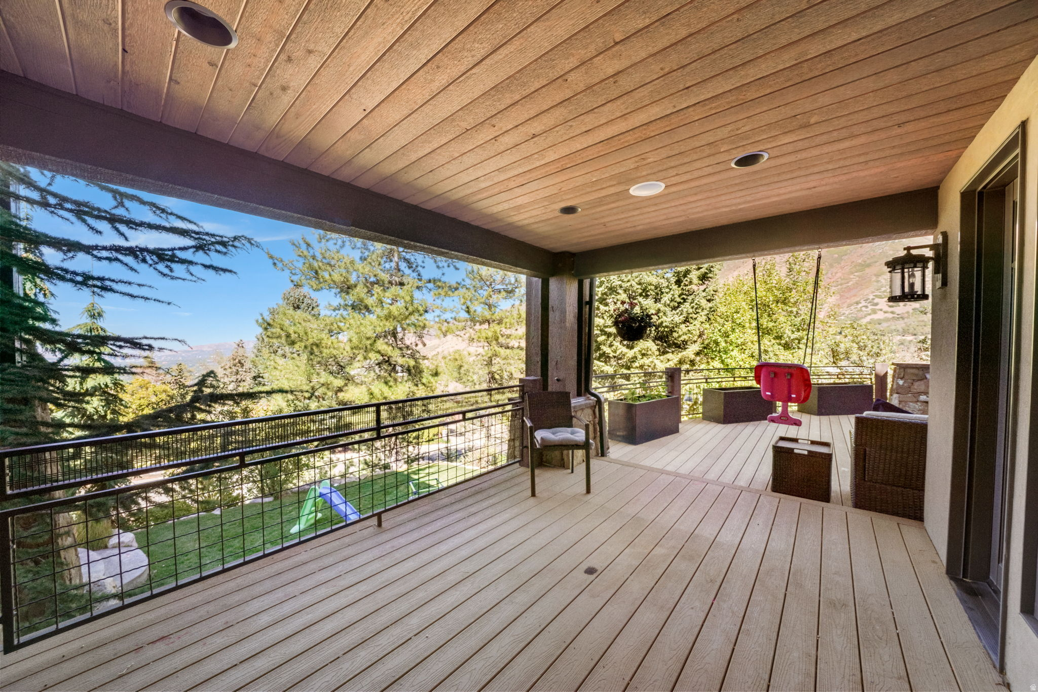 MT. OLYMPUS COVE - Residential