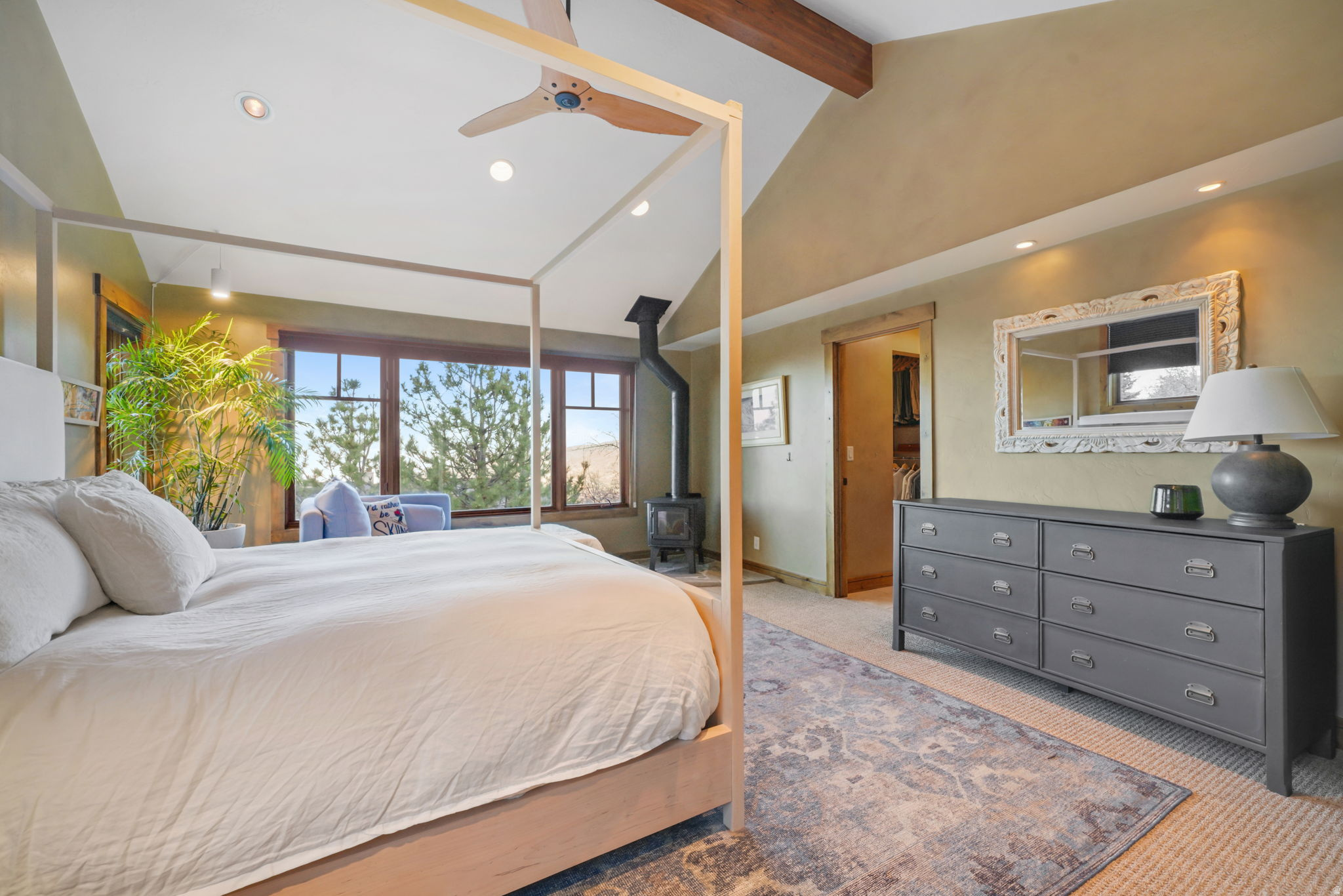 MT. OLYMPUS COVE - Residential