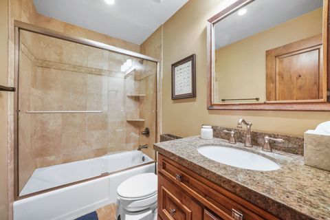 Tiny photo for 4531 S MATHEWS WAY, Salt Lake City, UT 84124 (MLS # 2134861)