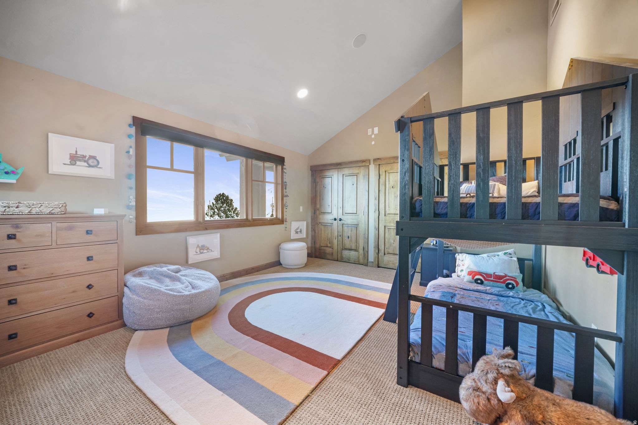 MT. OLYMPUS COVE - Residential