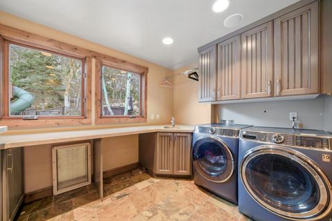 Tiny photo for 4531 S MATHEWS WAY, Salt Lake City, UT 84124 (MLS # 2134861)