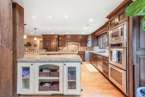 Tiny photo for 4531 S MATHEWS WAY, Salt Lake City, UT 84124 (MLS # 2134861)