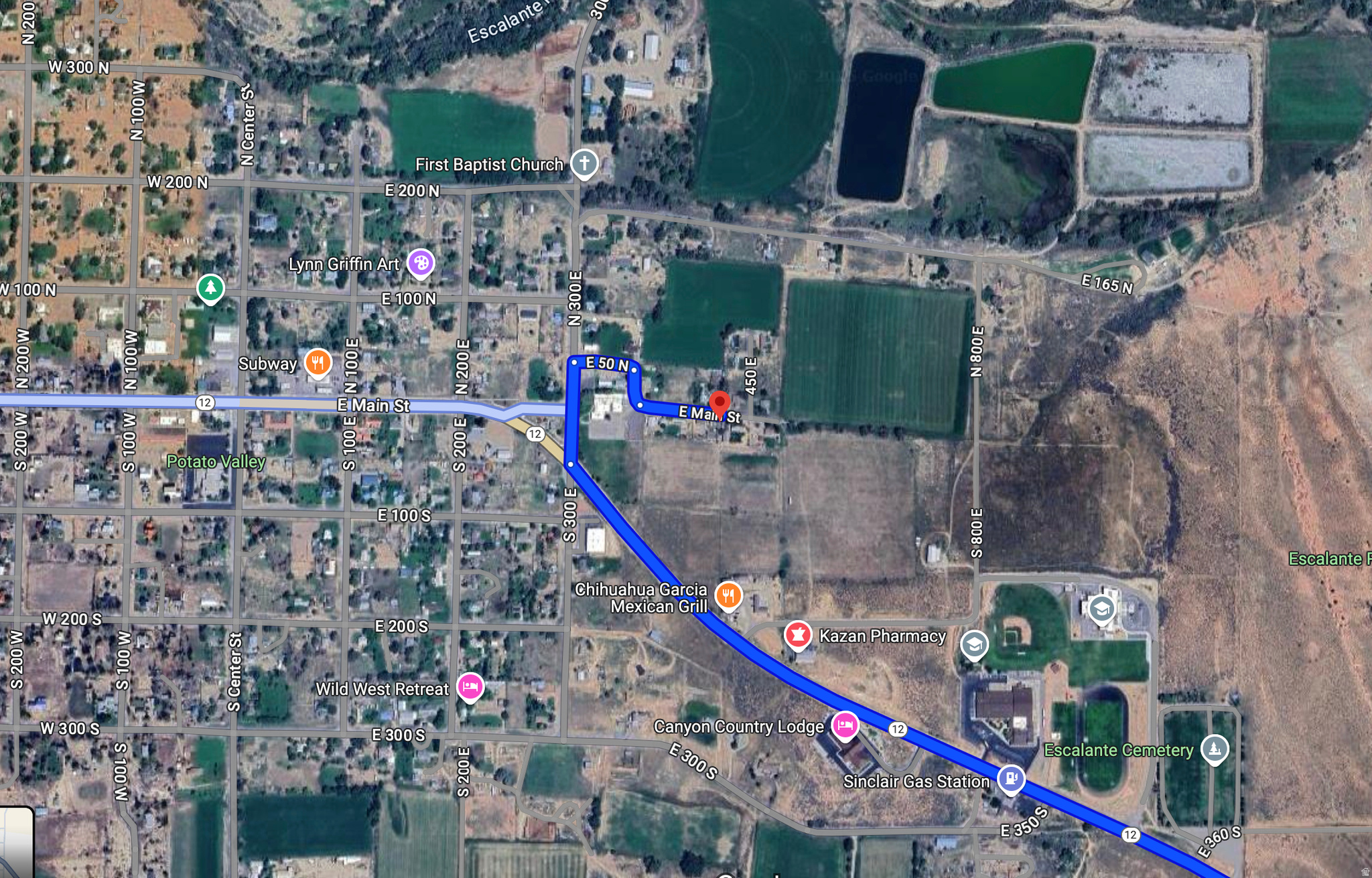 Main image without alt text