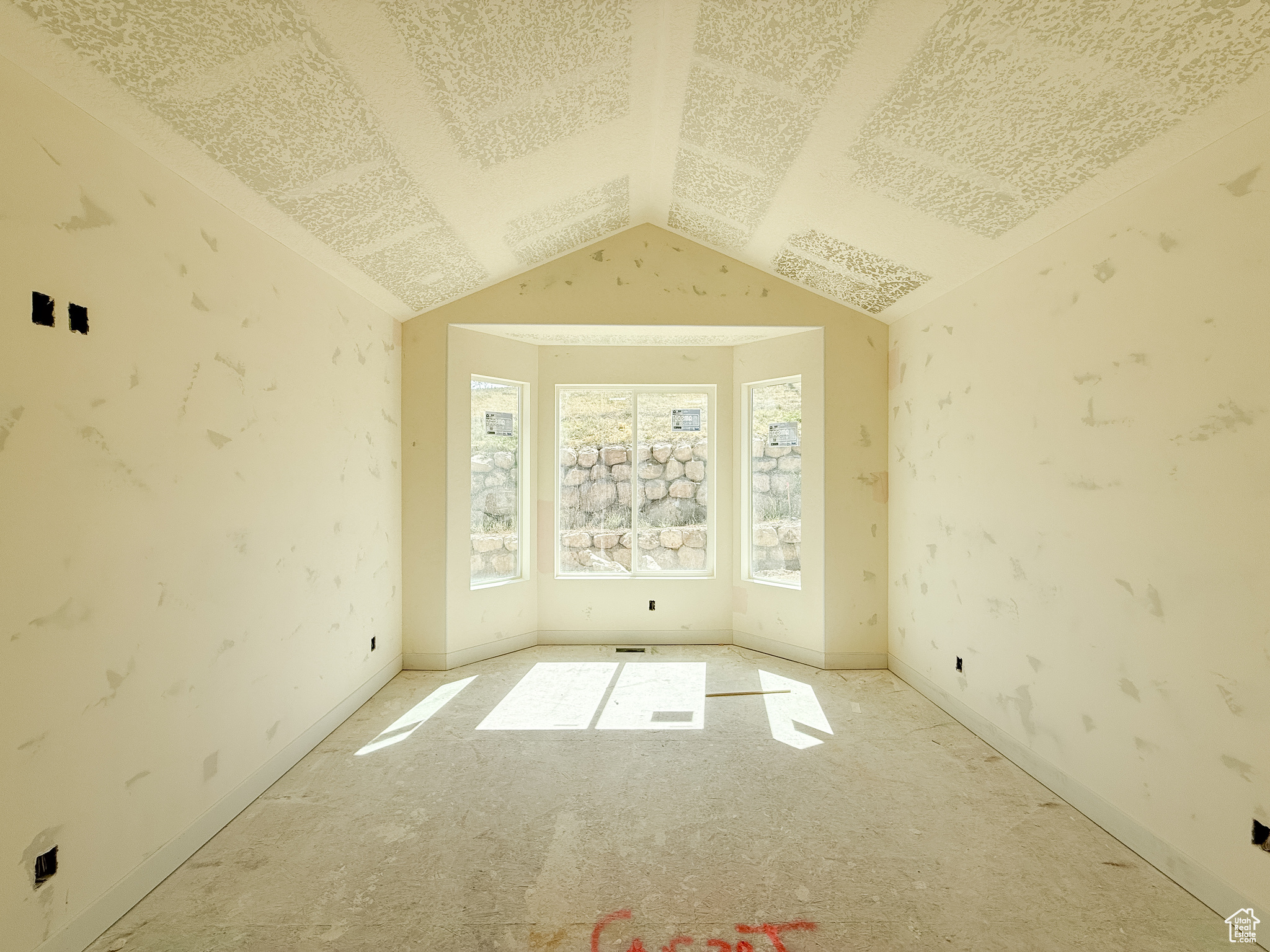 HIDDEN OAKS - Residential