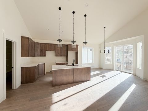 Tiny photo for 6999 W HAZEL OAK CT, Herriman, UT 84096 (MLS # 2092779)