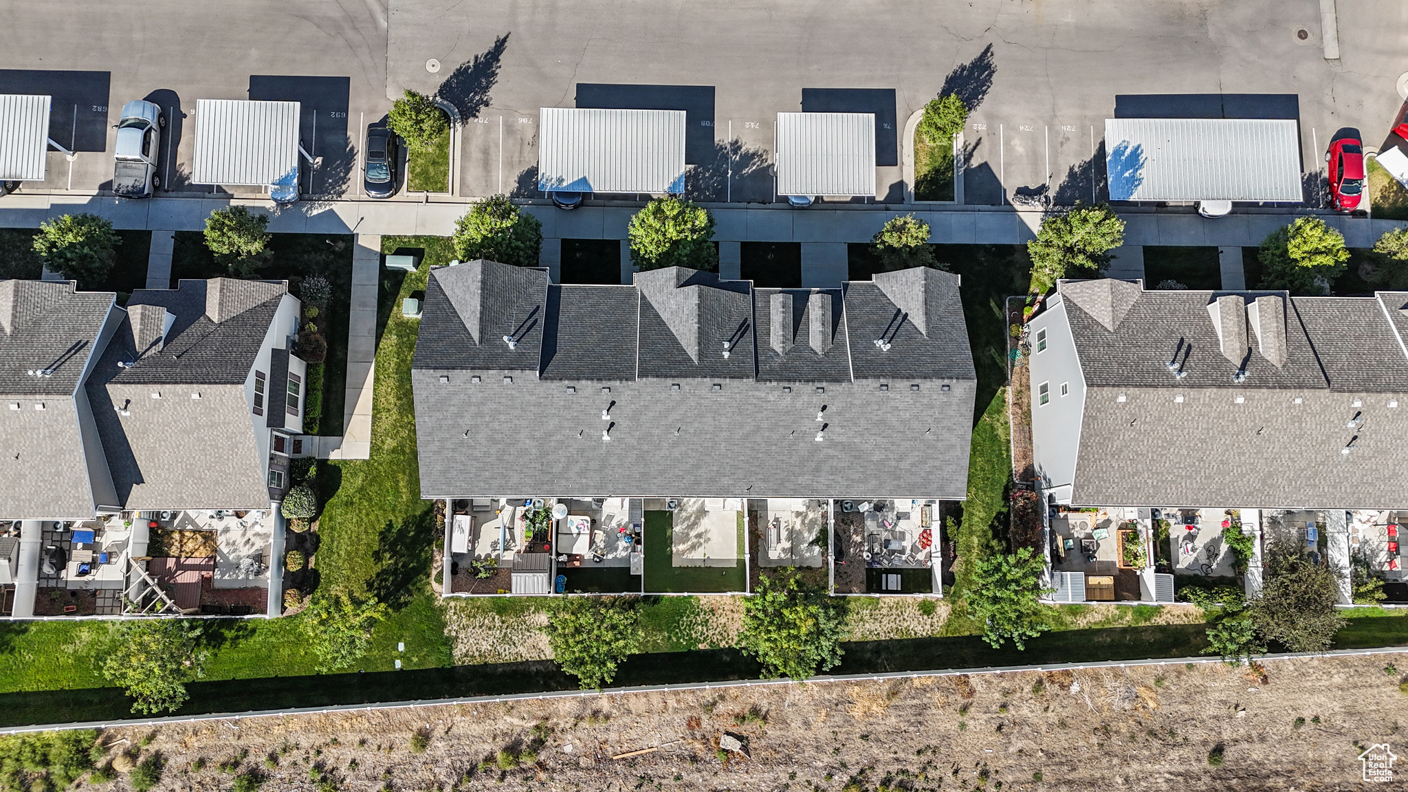 CENTRAL PARK TOWNHOM - Residential