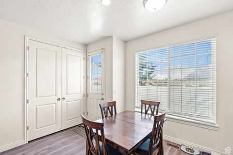 Tiny photo for 708 N 220 E, Salem, UT 84653 (MLS # 2118513)