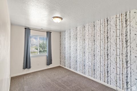 Tiny photo for 708 N 220 E, Salem, UT 84653 (MLS # 2118513)