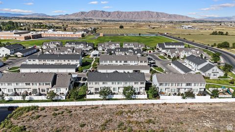 Tiny photo for 708 N 220 E, Salem, UT 84653 (MLS # 2118513)