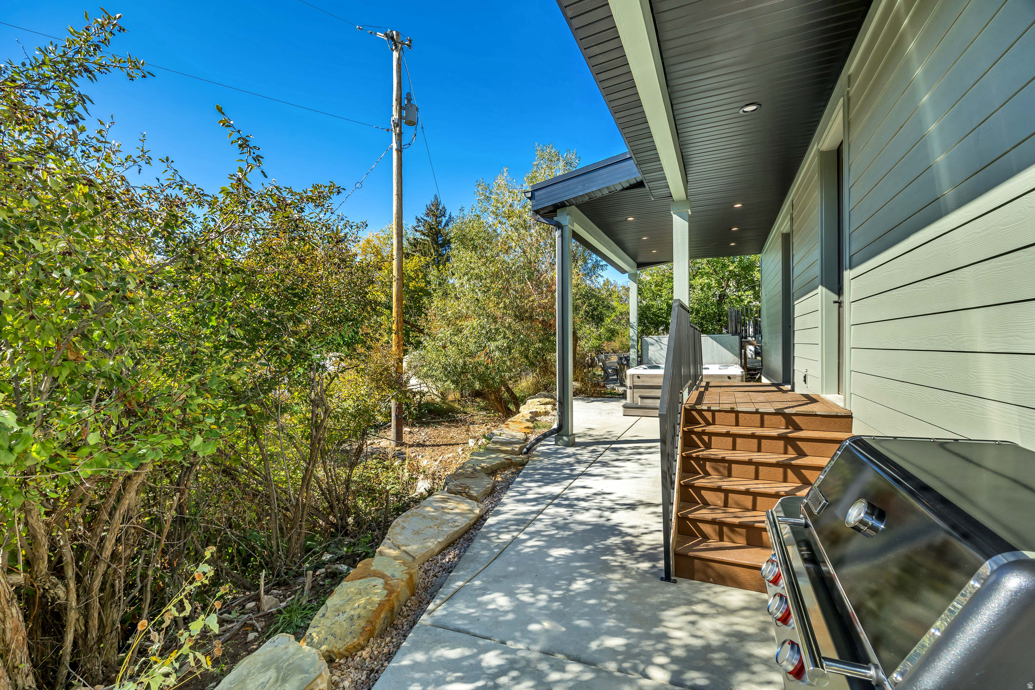 THE VILLAGE AT WOLF CREEK - Residential