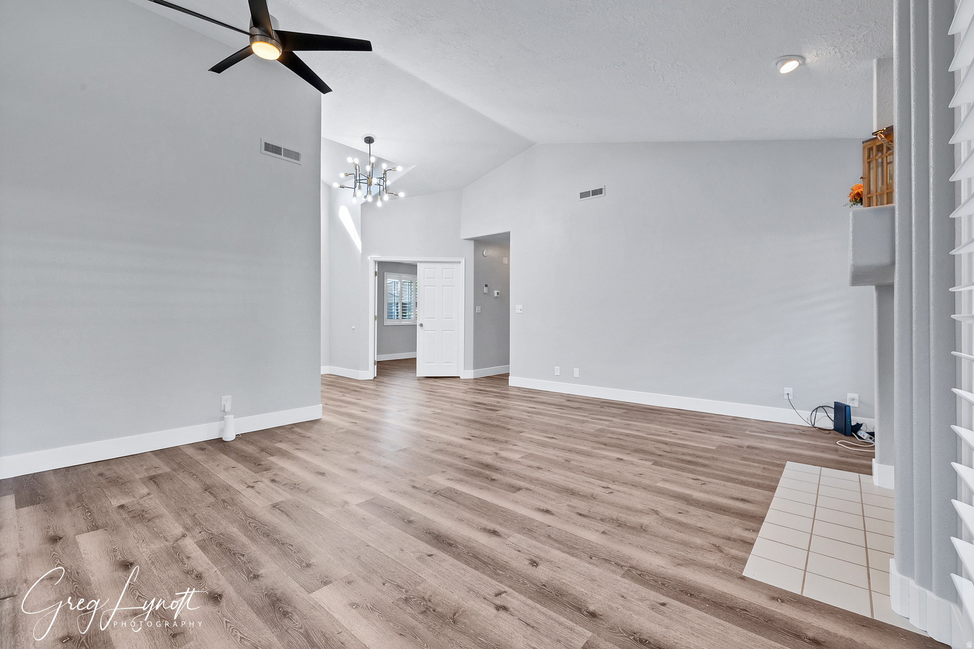 VINTAGE 1 AMD - Residential